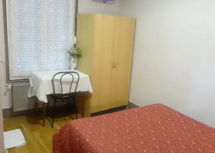 Ermitage 5* Париж