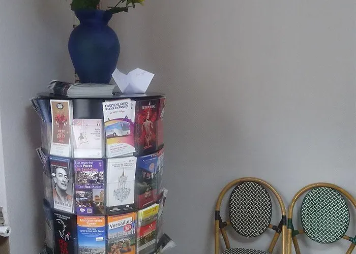 ホテル エルミタージュ パリ